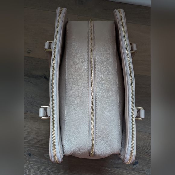 Tory Burch Light Pink Bag - Picture 12 of 13